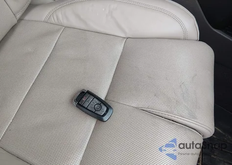 2022 Lincoln Aviator Reserve from USA, damaged, VIN 5LM5J7XC9NGL01563